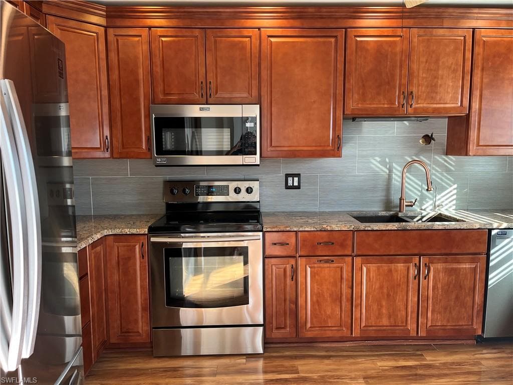 1335 Broadwater DR-5