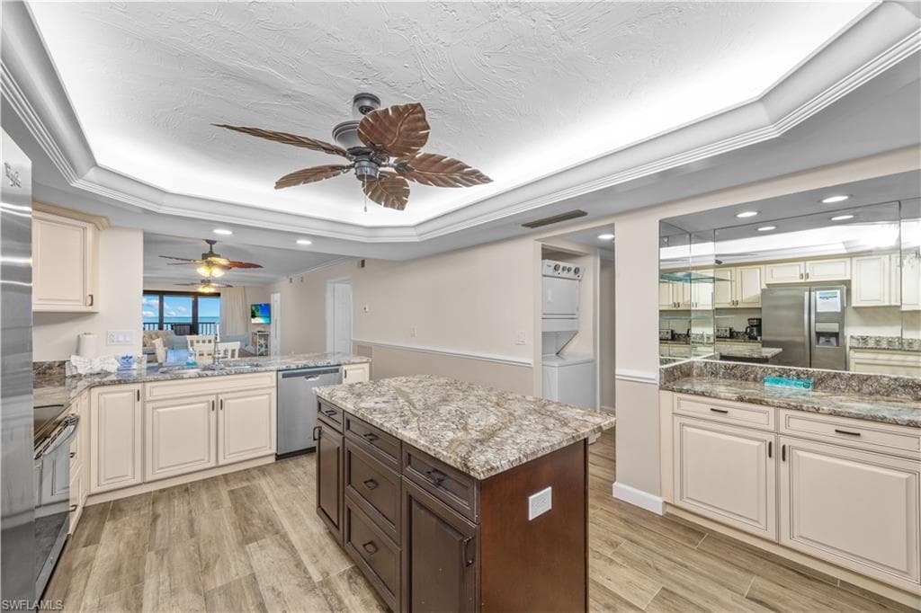 2445 W Gulf DR 44E-4