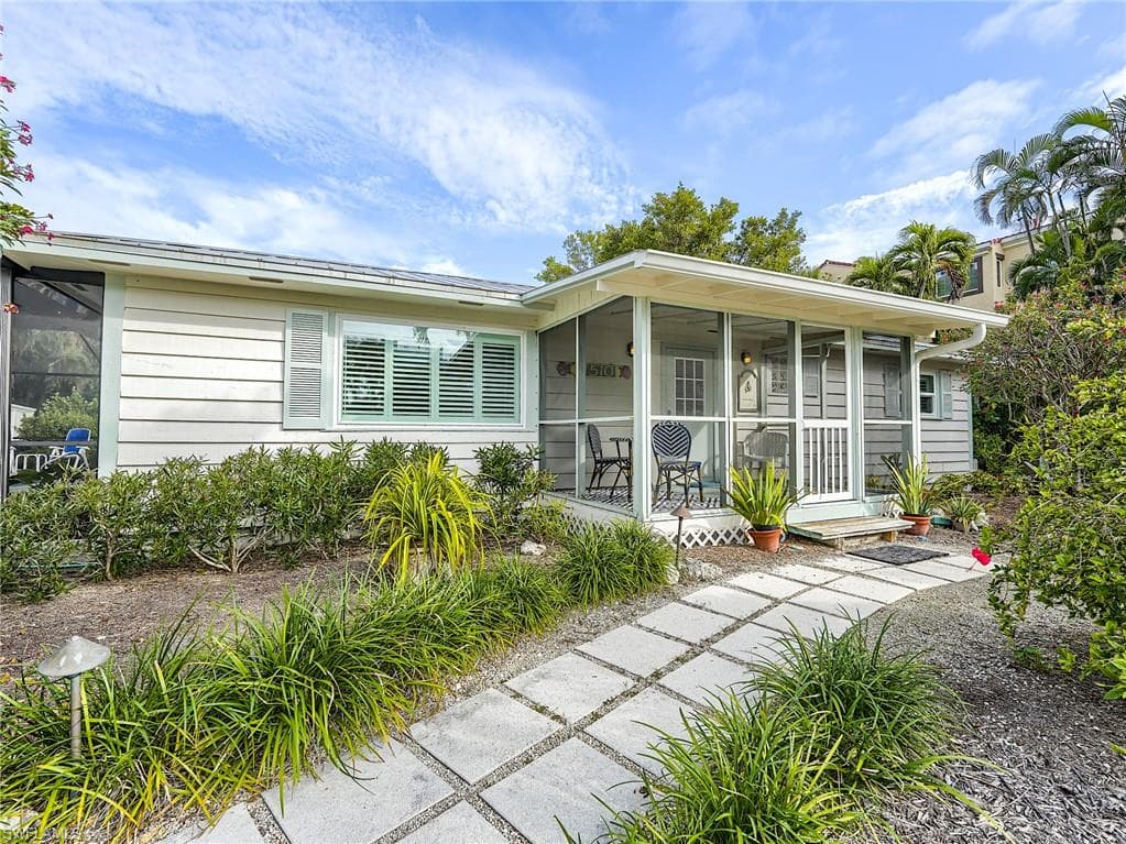 11510 Murmond LN-4