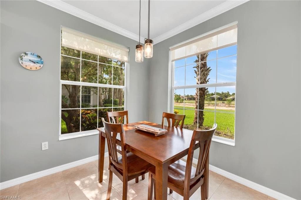 12033 Covent Garden CT 2403-8