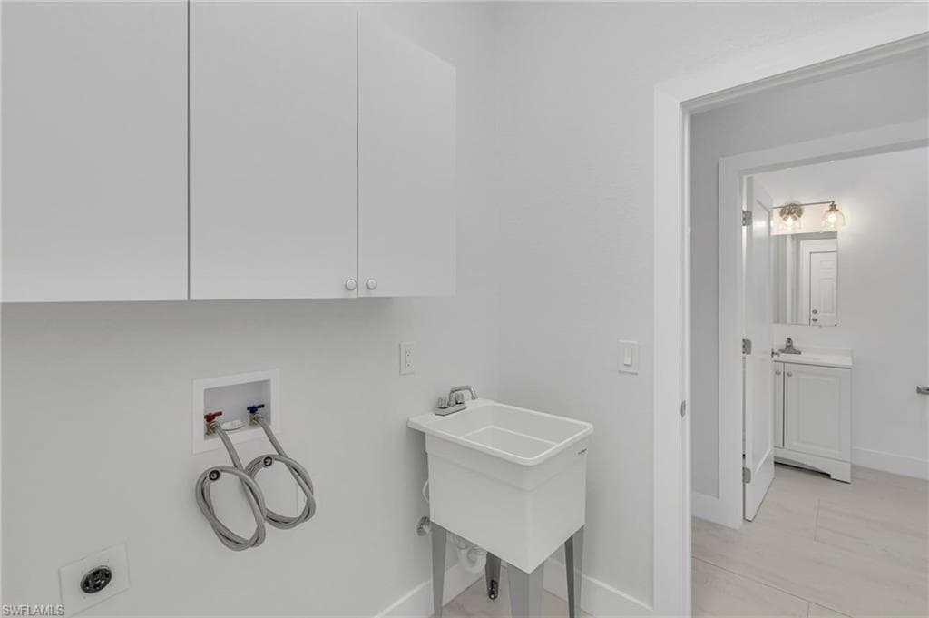 11099 Sea Tropic LN-31