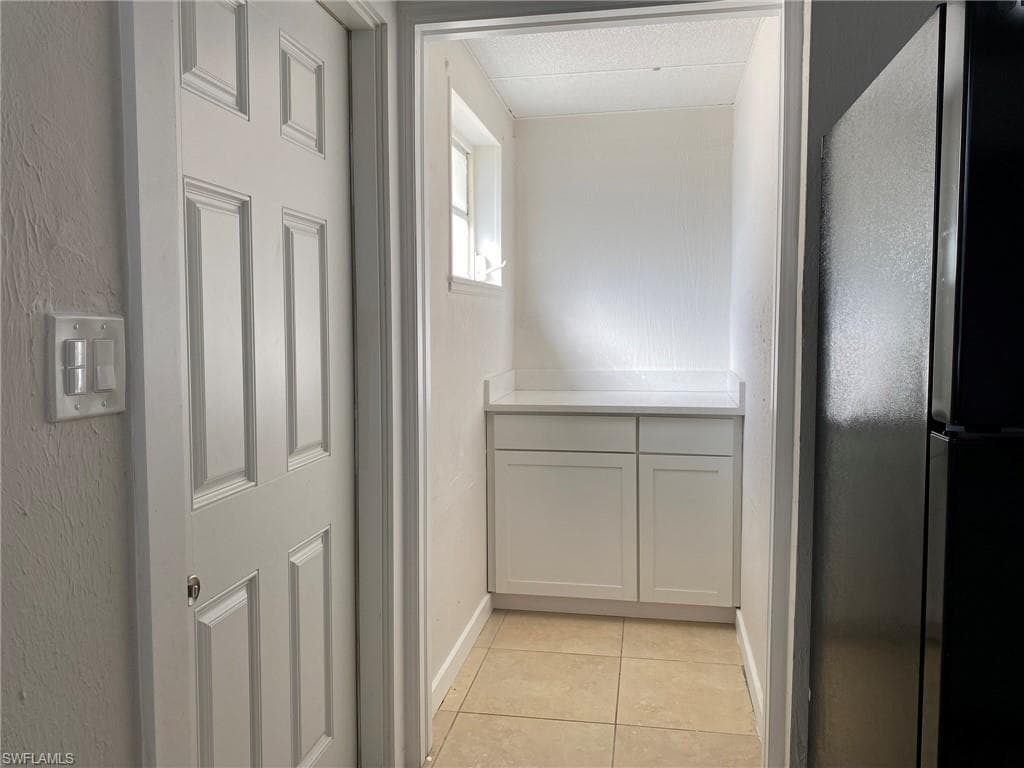 2084 Monroe AVE-9