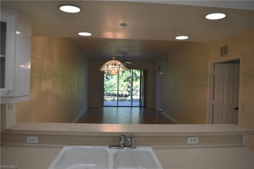 2350 Hidden Lake CT 8513-7