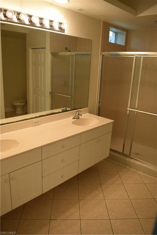 2350 Hidden Lake CT 8513-14