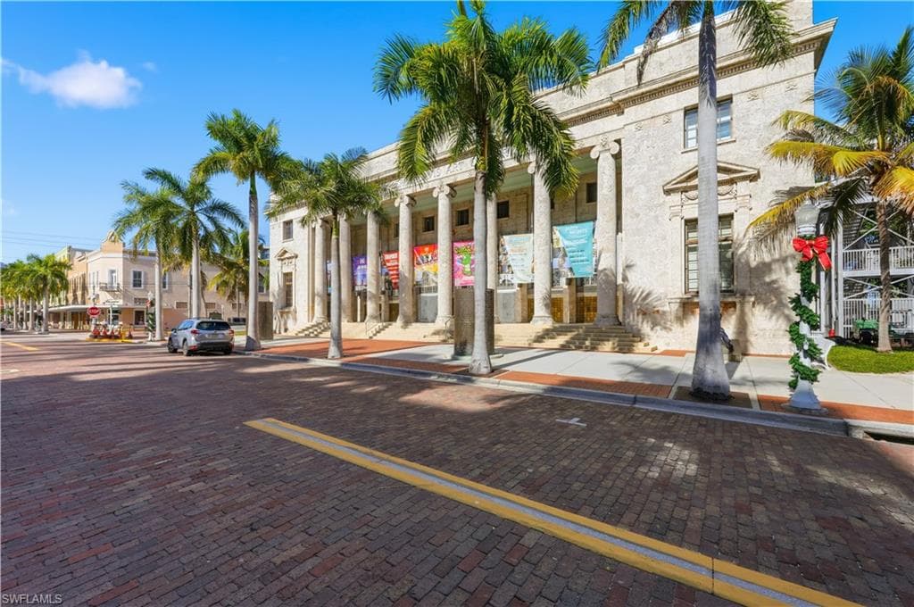 2260 1st ST 210-23