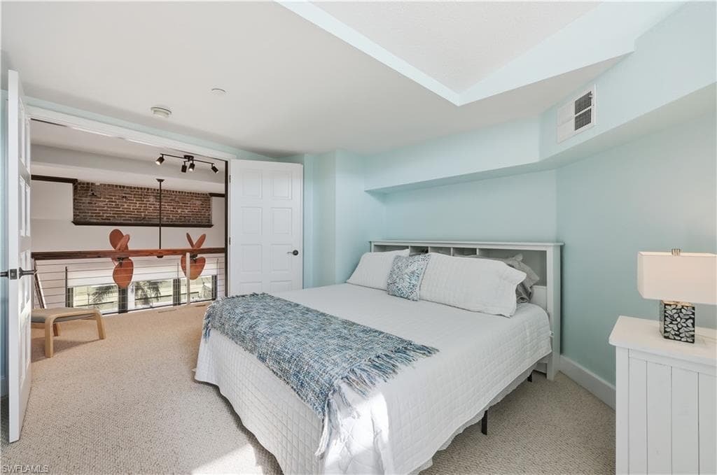 2260 1st ST 210-13