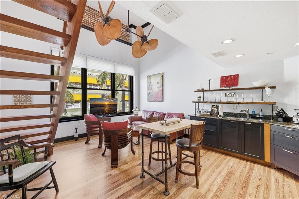 2260 1st ST 210-10