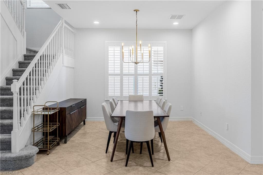 10487 Winged Elm LN-10