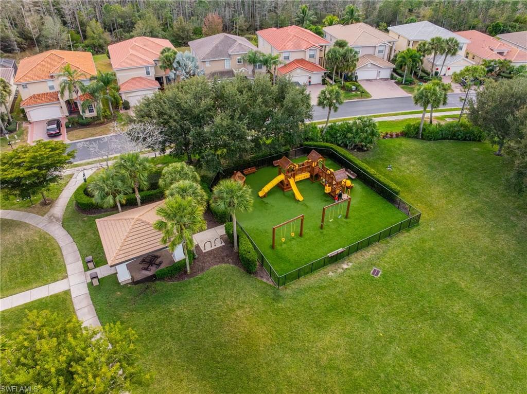 10487 Winged Elm LN-40