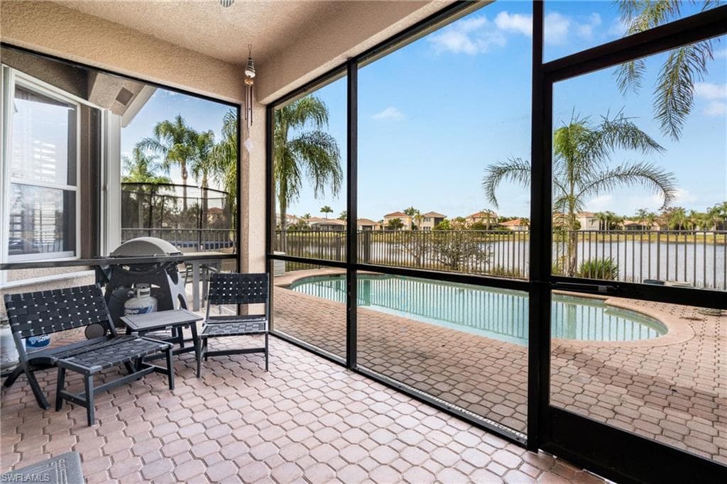 10487 Winged Elm LN-25