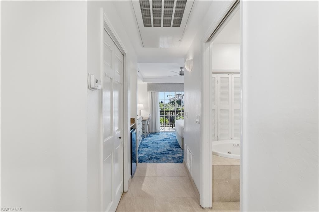 221 9th ST S 405-3