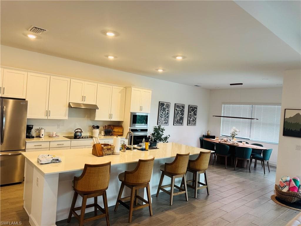 10798 Timber Creek DR-11