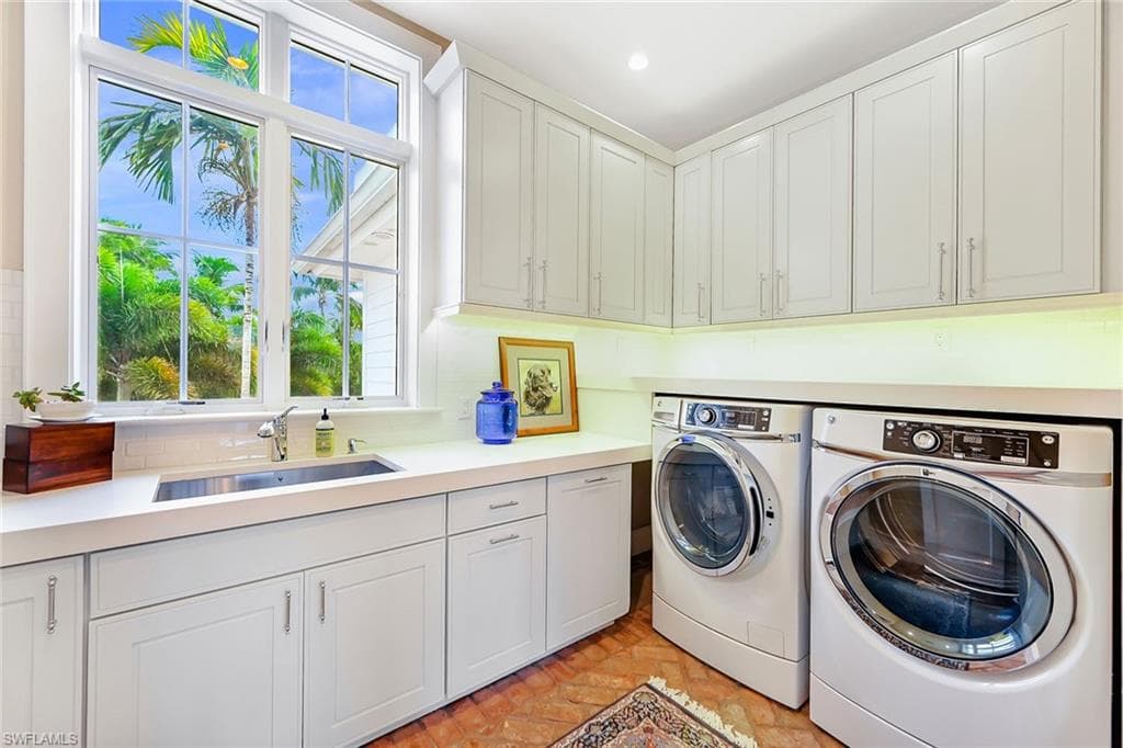 481 21st AVE S-18