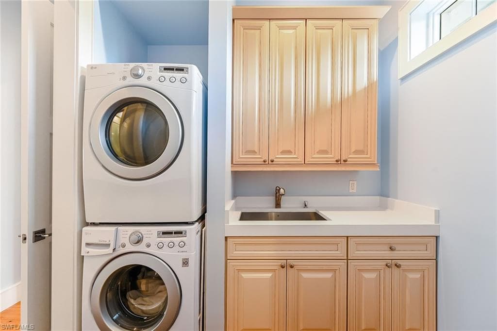 481 21st AVE S-37
