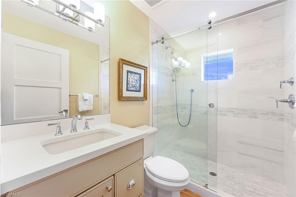 481 21st AVE S-25
