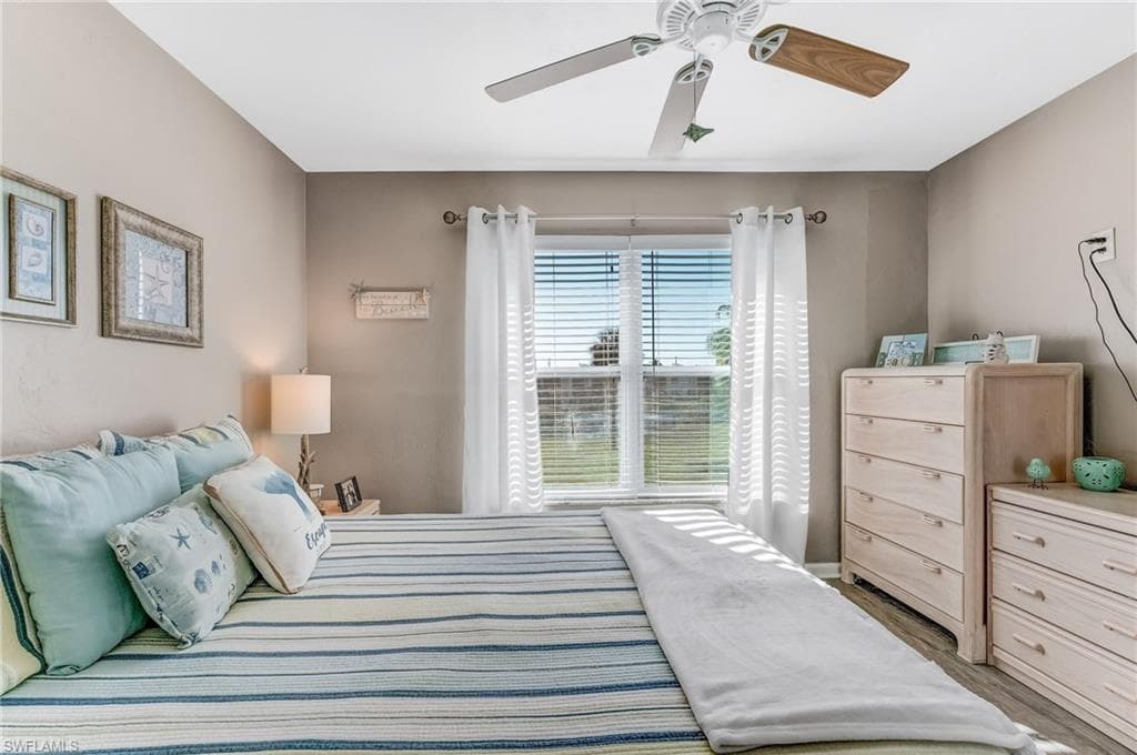 16007 Davis RD 524-13