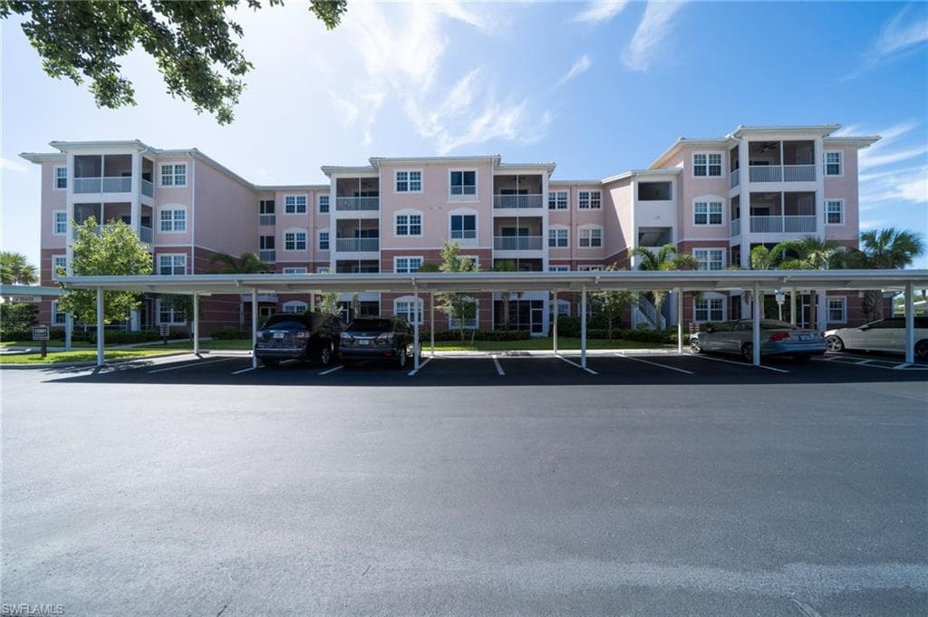 15901 Royal Pointe LN 405-2