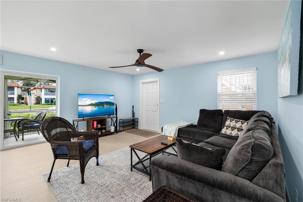 1155 Sandpiper ST C7-5