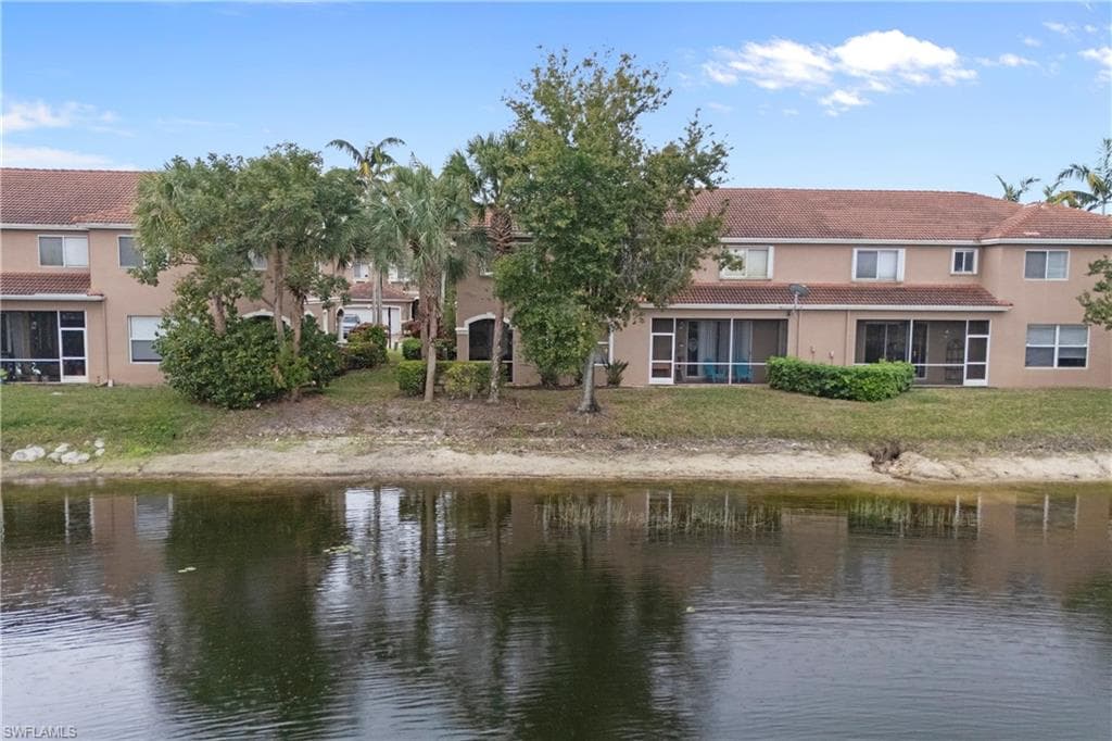 9544 Roundstone CIR-3