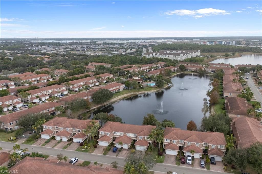 9544 Roundstone CIR-32