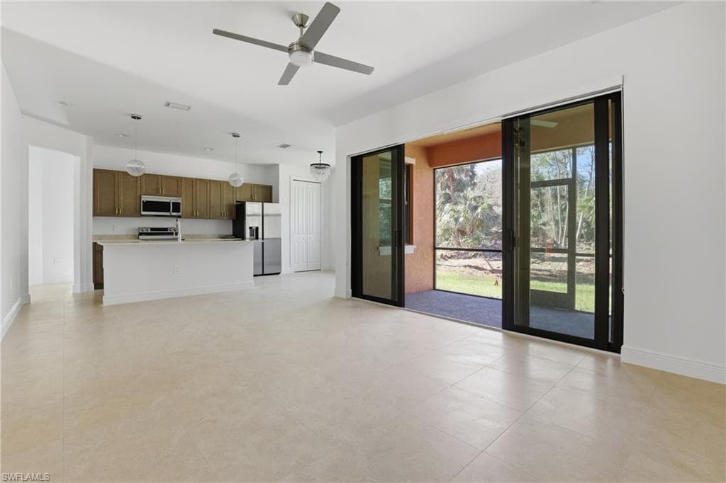 2167 Della DR-9