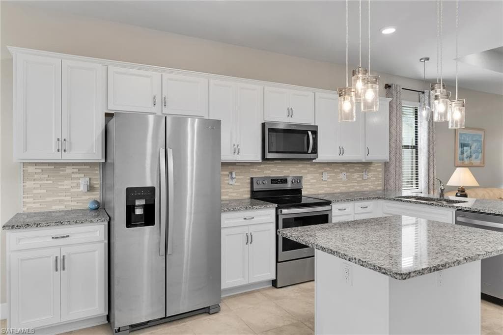 9594 Bexley DR-21