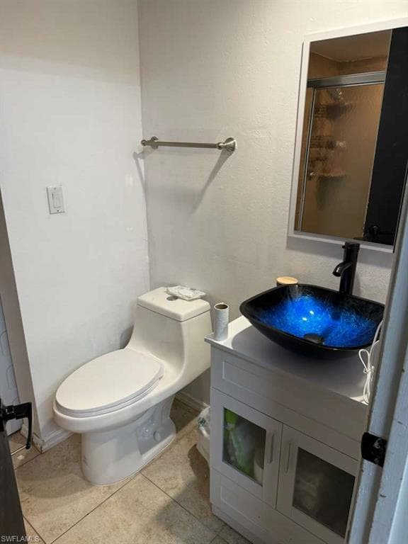5236 Cedarbend DR 3-6