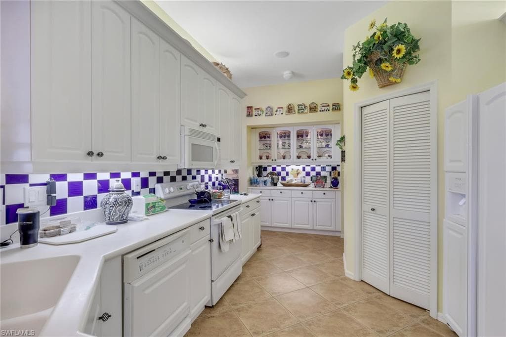 10801 Crooked River RD 203-13