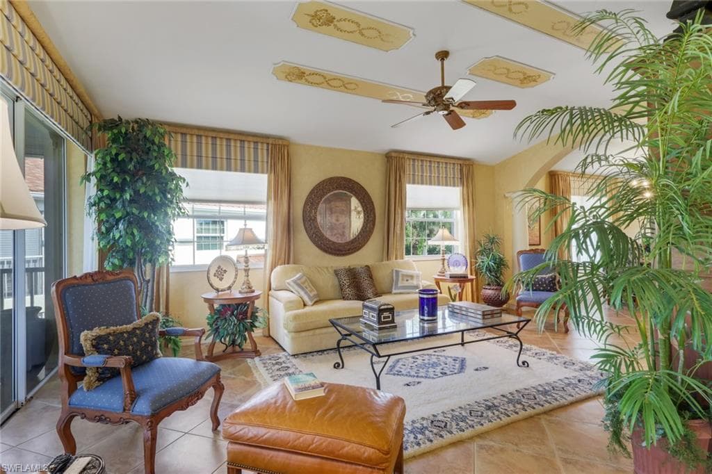10801 Crooked River RD 203-7