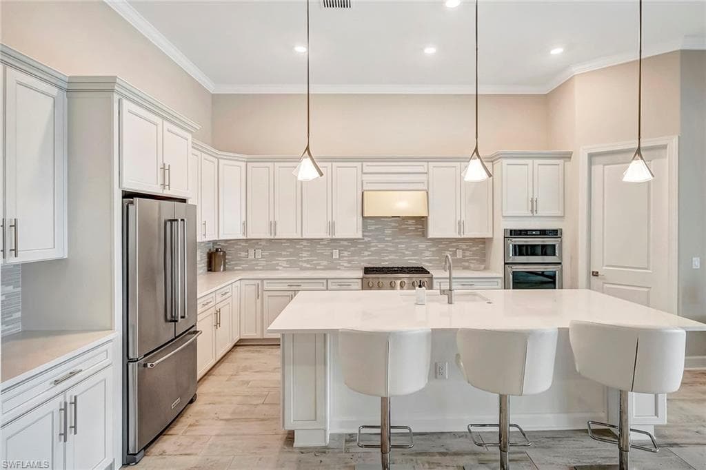 9574 Everglades DR-13