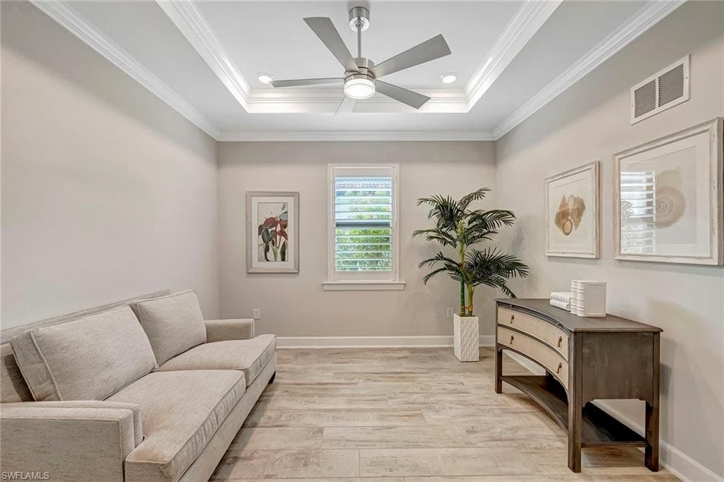 9574 Everglades DR-29