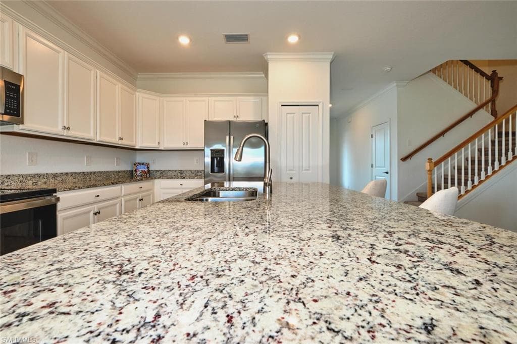 16145 Rosemallow LN-15