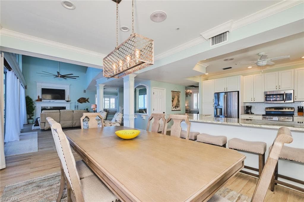 950 San Carlos DR-18