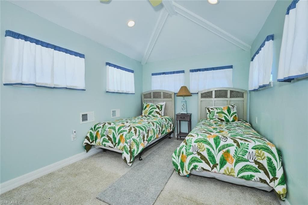 950 San Carlos DR-39
