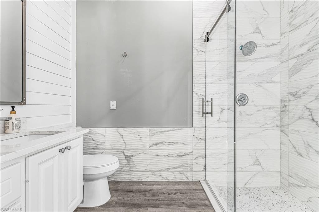 7549 Garibaldi CT-23