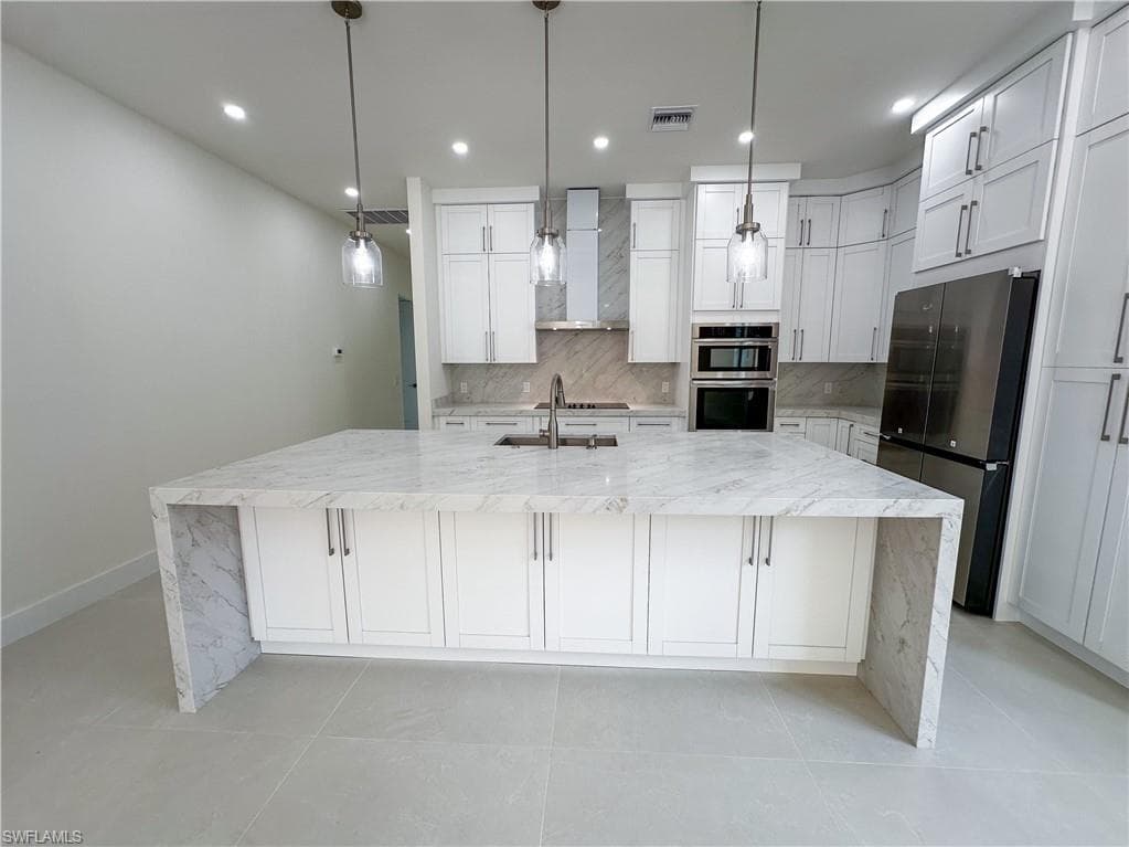 2464 Florida AVE-22