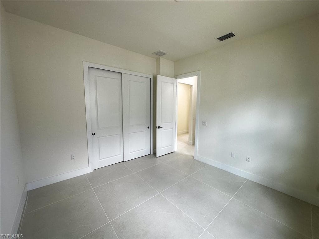 2464 Florida AVE-11