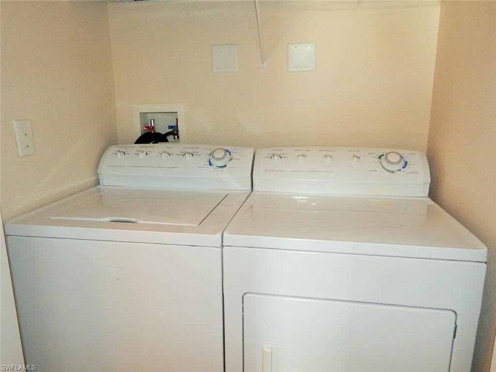 1113 Van Loon Commons CIR 304-14