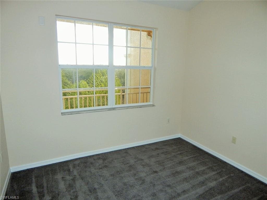 1113 Van Loon Commons CIR 304-11