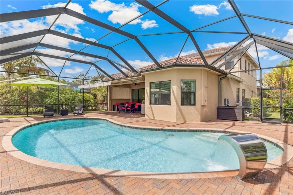 4360 Aurora ST-17