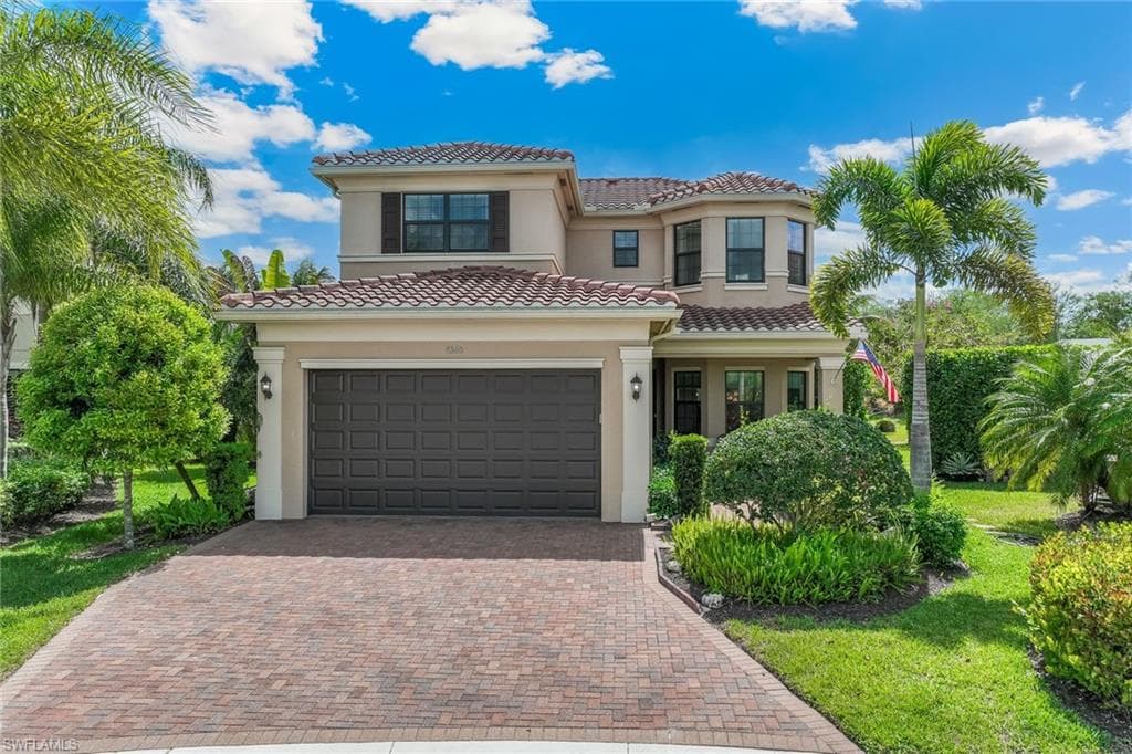 4360 Aurora ST-1