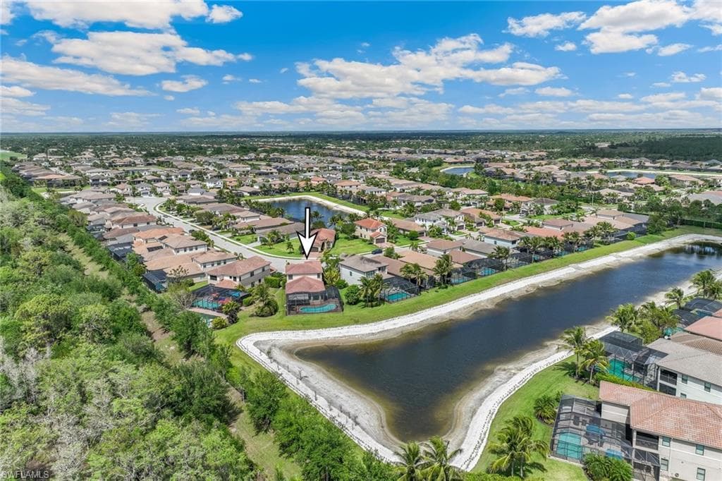 4360 Aurora ST-33
