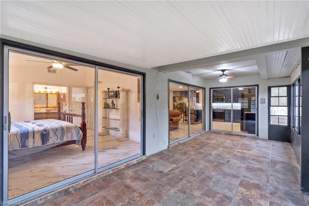 6511 Royal Woods DR-25