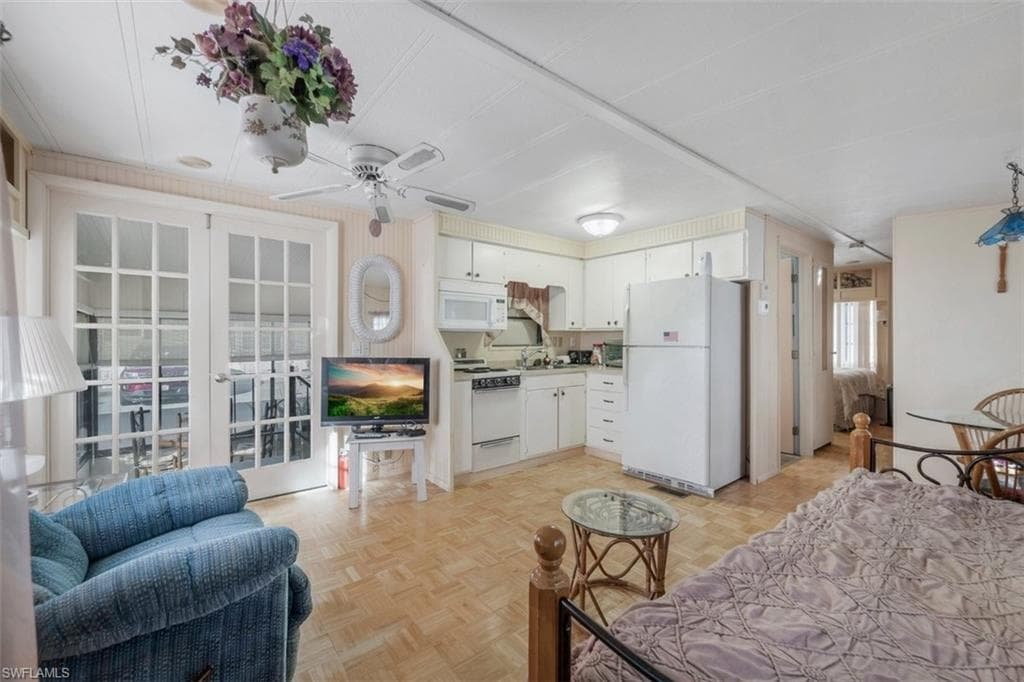134 Amble DR-13