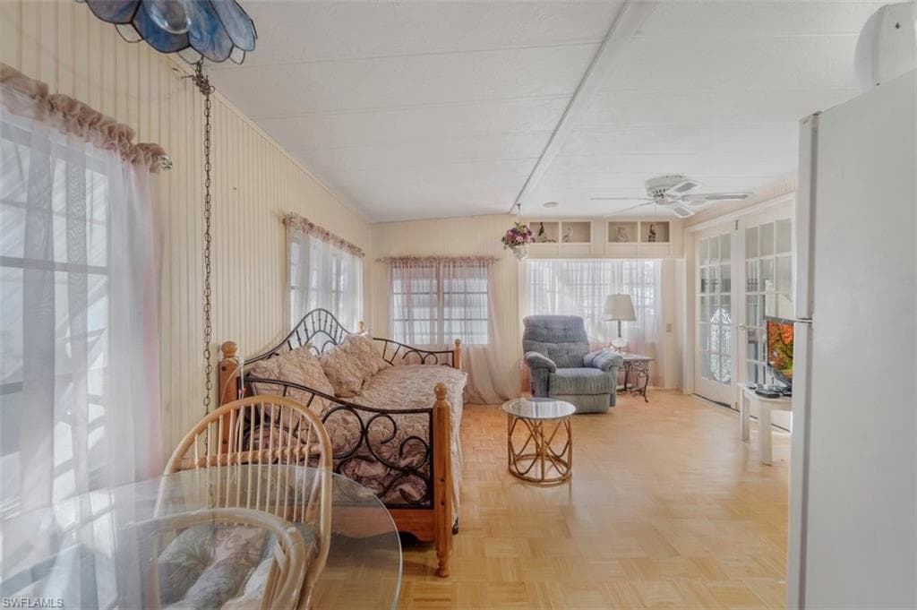 134 Amble DR-16