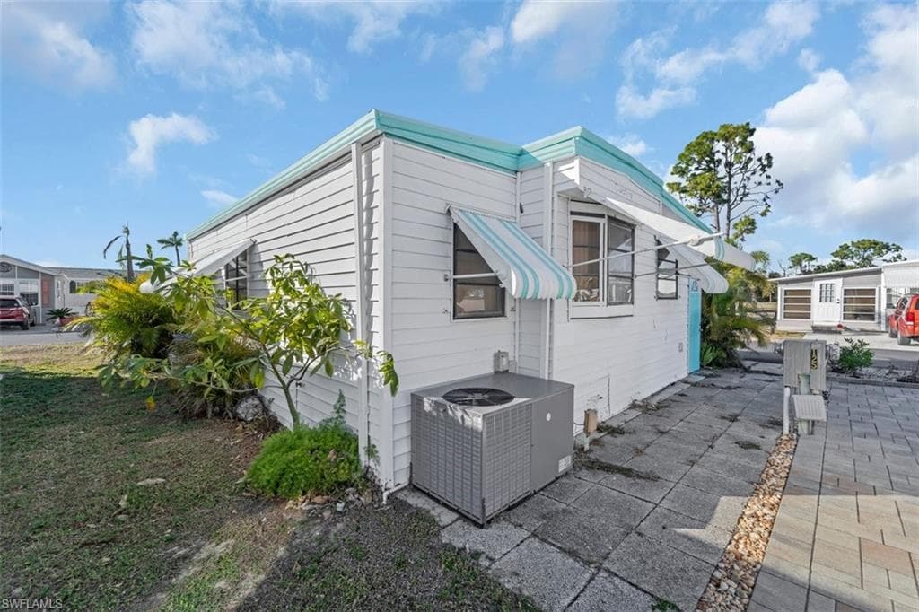 134 Amble DR-32