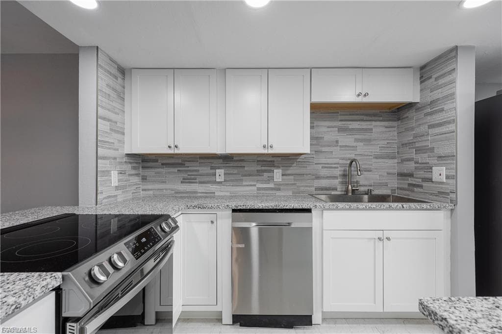 2244 Winkler AVE 207-6