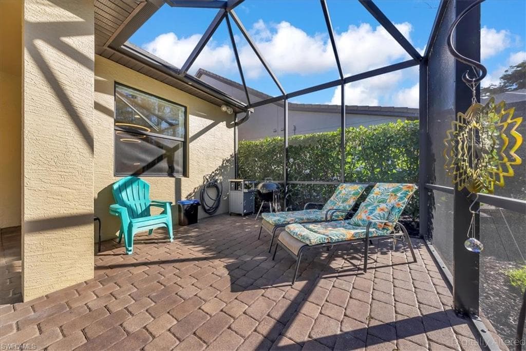 16367 HALBERRY LN-27