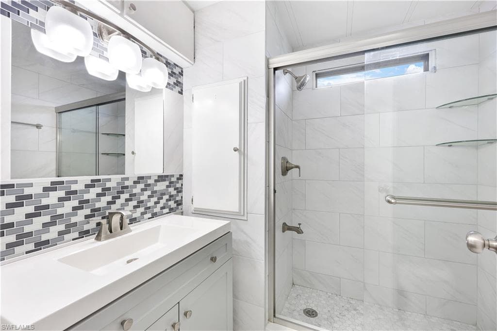 2797 Teakwood BLVD-13