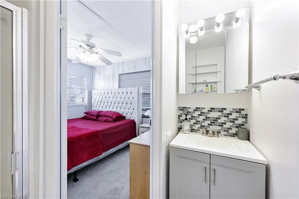 2797 Teakwood BLVD-12